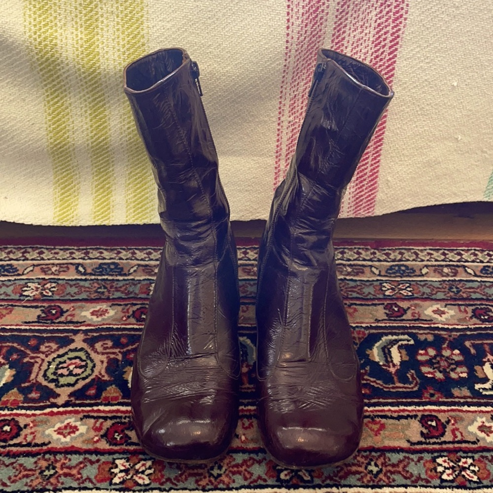 Chie Mihara eggplant patent leather boots EUC 40eu